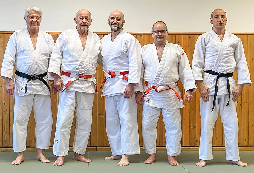 Úspešné zvládnutie skúšky 6 dan